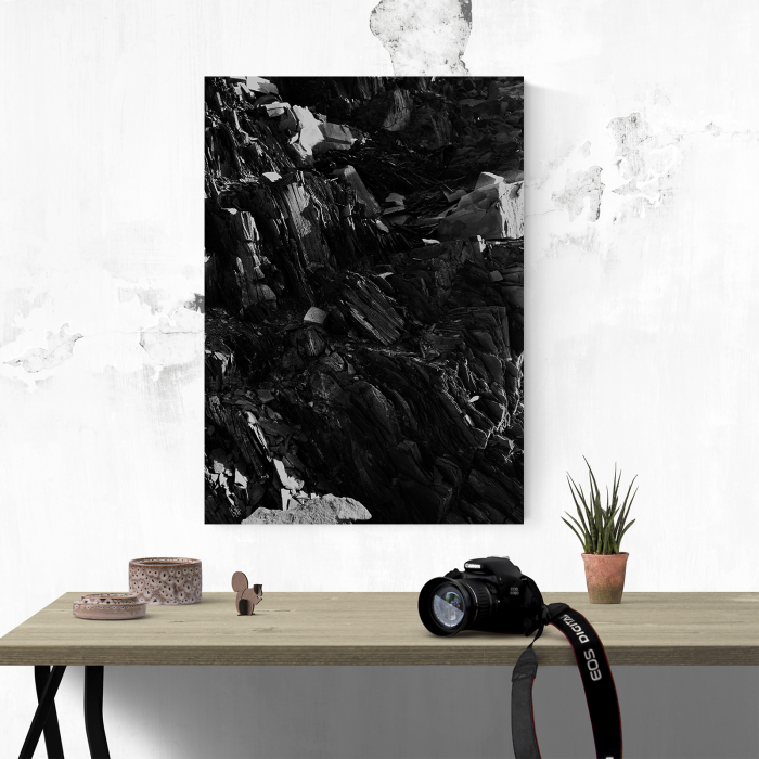 Tablou canvas abstract, Un munte... alb-negru [4]