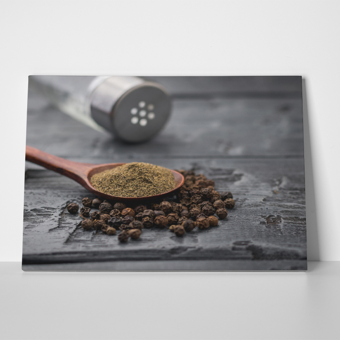 Tablou canvas bucatarie, Boabe de piper macinate [3]
