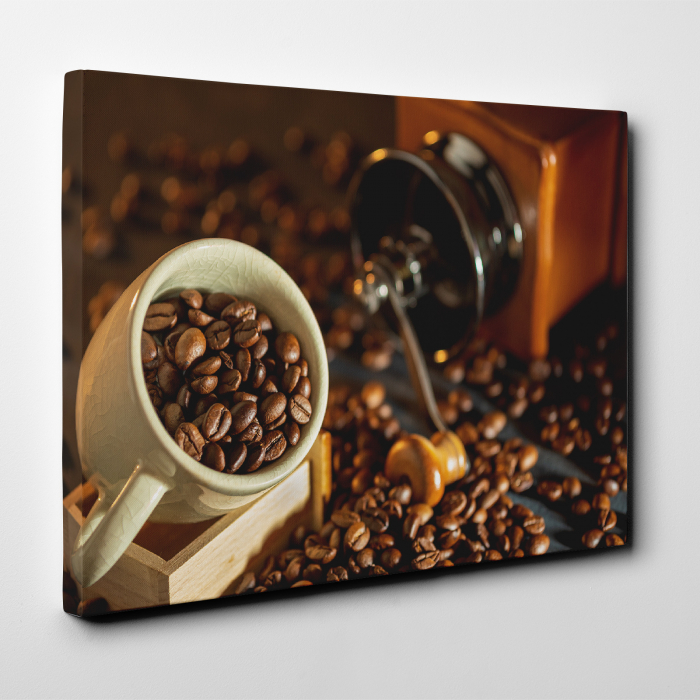 Tablou canvas bucatarie, Cafea boabe la rasnita [2]
