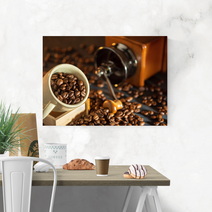 Tablou canvas bucatarie, Cafea boabe la rasnita [4]