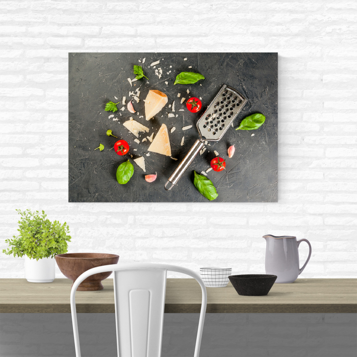 Tablou canvas bucatarie, Parmezan pe razatoare [4]