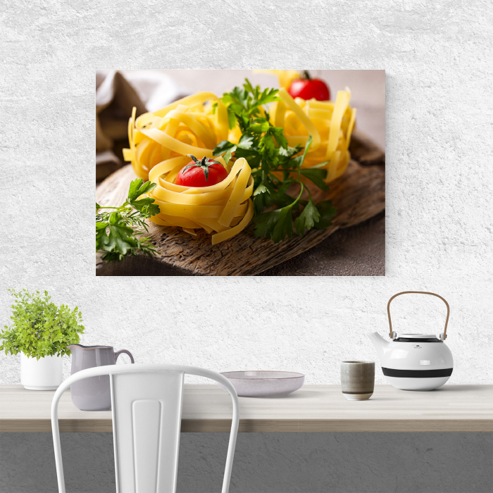 Tablou canvas bucatarie, Paste cu rosii si patrunjel [4]