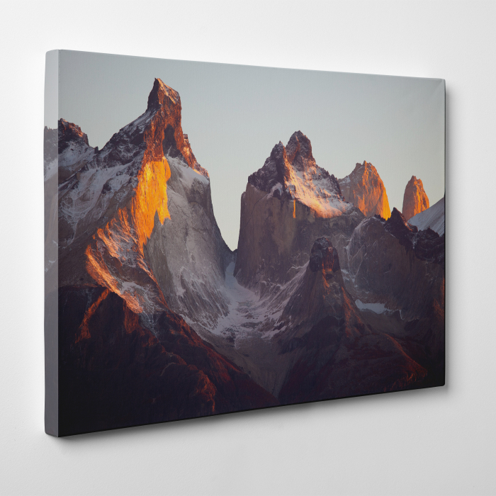 Tablou canvas, peisaj natura, Varfuri montane ascutite [3]