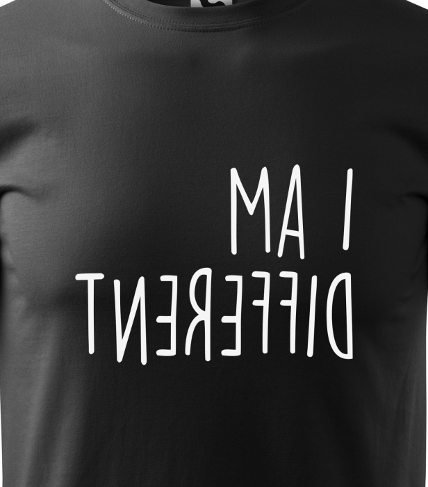 Tricou alb/negru cu mesaj, I Am Different [2]