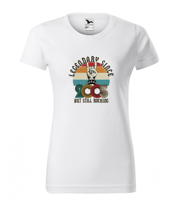 Tricou personalizat 20 ani, LEGENDARY but still rocking [1]