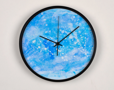 Ceasuri Moderne - Ceas de perete, pentru living, birou sau showroom, Fundal grunge albastru
