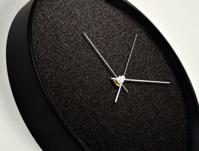 Ceas de perete, pentru living, birou sau showroom, Glitter argintiu pe fond negru [1]