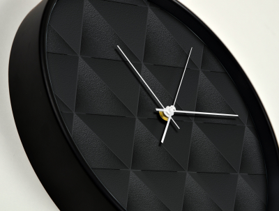 Ceas de perete, pentru living, birou sau showroom, Prisme negre [1]