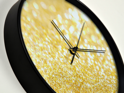 Ceas de perete, pentru living, birou sau showroom, Sclipire auriu cu efect bokeh [1]