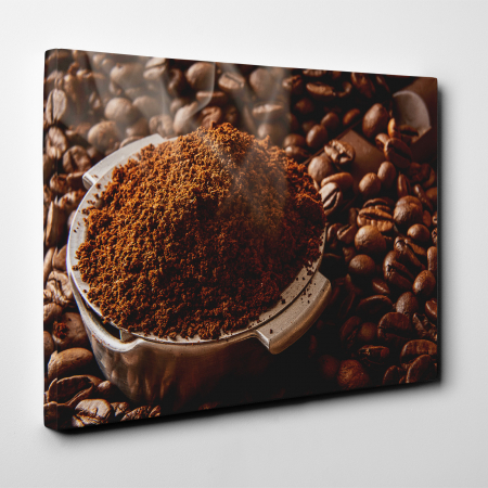 Tablou canvas bucatarie, Cafea boabe proaspat macinata [1]