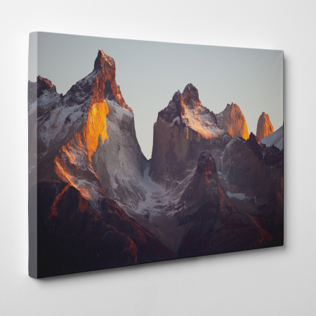 Tablou canvas, peisaj natura, Varfuri montane ascutite [2]