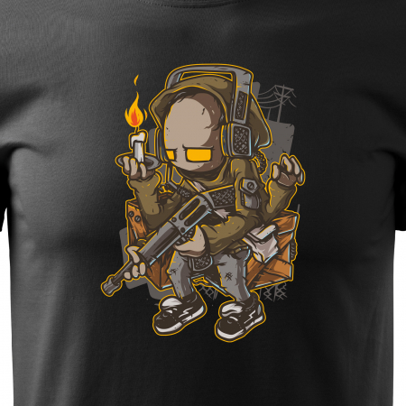 Tricou personalizat pentru cei pasionati de gaming, cadoul perfect, Candle Light Soldier [1]