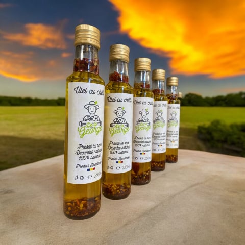 Ulei - ULEI INFUZAT CU CHILI 250ml