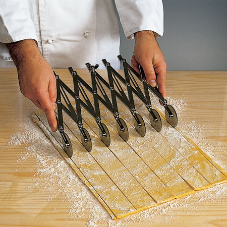 Brutarie, Patiserie - Ustensile - Cutit Inox Extensibil cu 7 Lame Circulare Netede