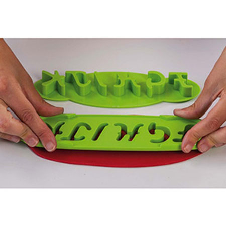 Cofetarie - Ustensile - Bare Decupare cu Extractor Alfabet Ø 3.6 cm, Material Plastic, Set 5 Buc