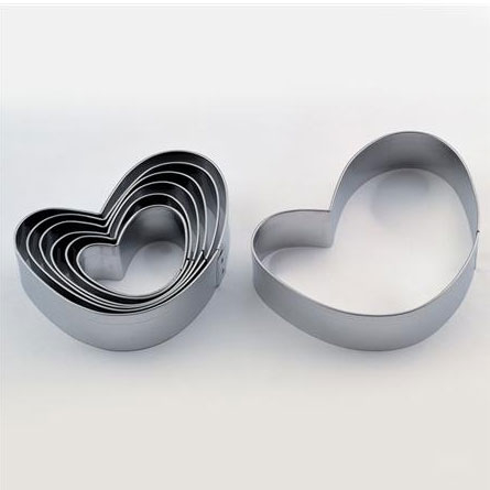 Cofetarie - Ustensile - Inima Stilizat - Decupatoare Inox Ø 4.5 - 9.5 x H 2 cm, Cutie 7 Buc