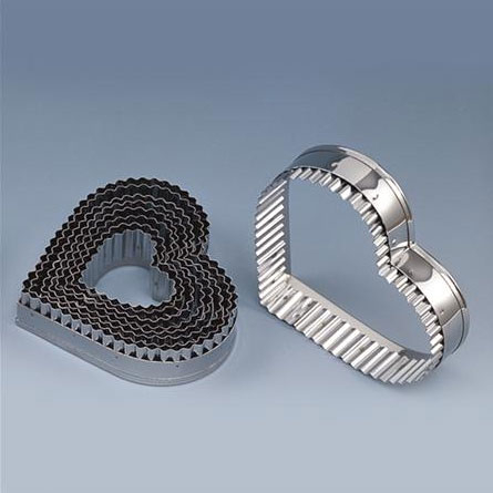 Cofetarie - Ustensile - Inima Festonat - Decupatoare Inox Ø 6 - 14 x H 2 cm, Cutie 9 Buc