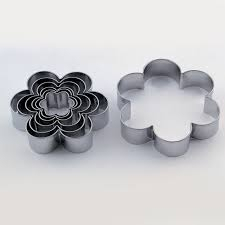 Decupatoare Flori, Fluturi - Floare 6 Petale - Decupatoare Inox Ø 3 - 9 x H 2 cm, Cutie 7 Buc