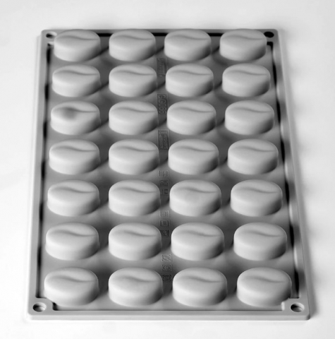 Forme Silicon pentru Decor si Plating - Forma Silicon Gourmand Boabe de Cafea 3.2 × 2.4 × H 1.3 cm, 28 cavitati