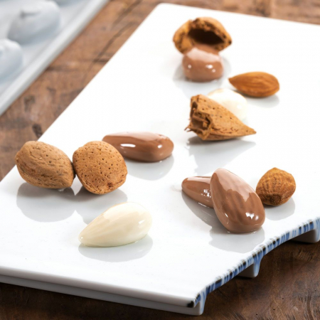 Forme Silicon pentru Decor si Plating - Forma Silicon Gourmand Migdale 3.4 x 2.1 x H 1.1 cm, 30 cavitati