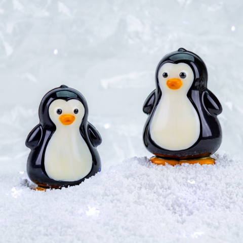 Matrita 3D Ciocolata, Plastic Rigid cu Cleme, Pinguin 7.95 x 7.55 x H 11.4 cm, 45 gr [2]