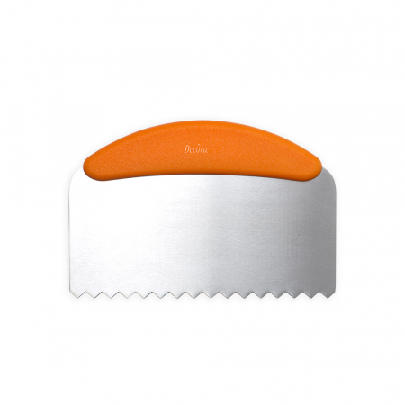 Brutarie, Patiserie - Ustensile - Racleta Nivelare Tort cu Maner din Plastic si Lama Inox Zimtata, 22.5x11 cm