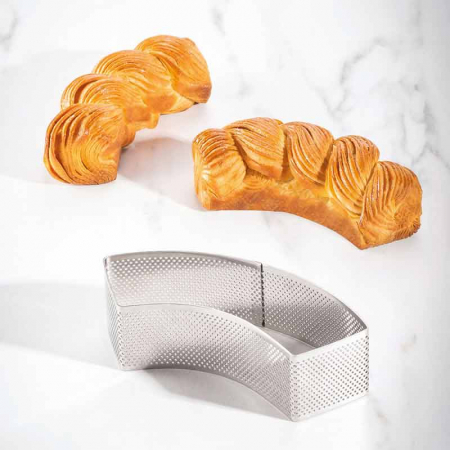 Rame Microforate Tarte - Rama Microforata Tarte Viennoiserie by Johan Martin Semiluna 15.7 x 5 x H 4.5 cm