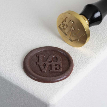 Ciocolaterie - Matrite, Ustensile - Stampila pentru Sigiliu Decoruri Ciocolata Model Love Ø 6 cm