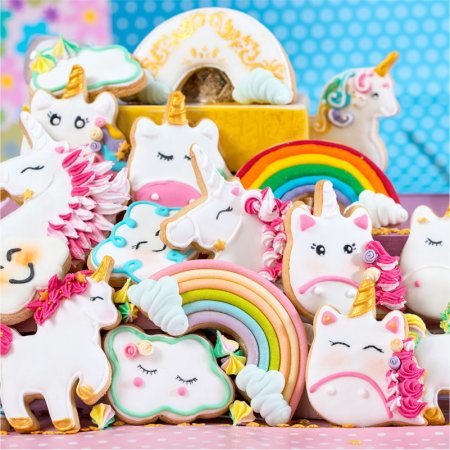 Cofetarie - Ustensile - Unicorn - Decupatoare Plastic Ø 8 si 10 x H 2.2 cm, Set 2 Buc