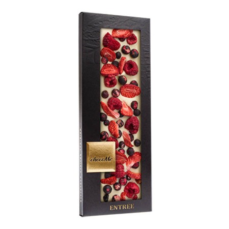 Ciocolate artizanale chocoMe - Tableta de ciocolata artizanala alba chocoMe cu zmeura, capsuni si coacaze negre liofilizate 110g