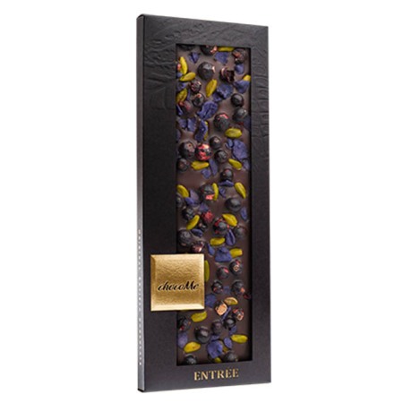 Ciocolate - Tableta de ciocolata artizanala neagra 66% chocoMe pentru vin Syrah cu petale de violete glasate, fistic, coacaze negre 110g