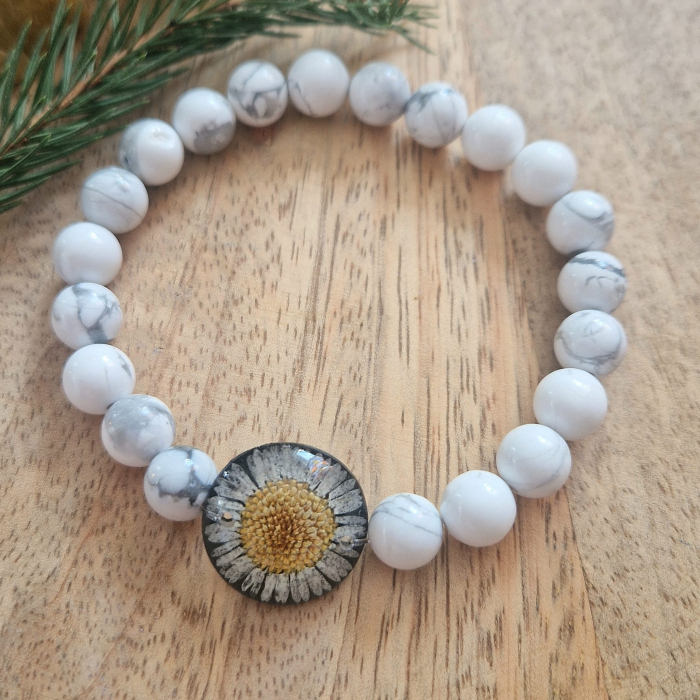 Howlit karkötő 8mm-es gyöngyökből – 17 cm csuklóméret [2]