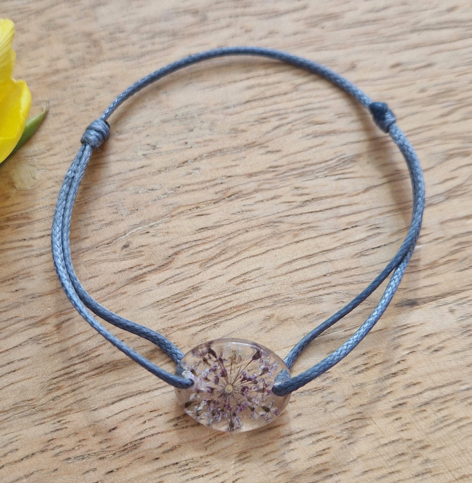 Brățară cu flori de morcov [2]