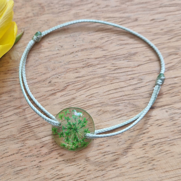 Brățară cu flori de morcov [2]