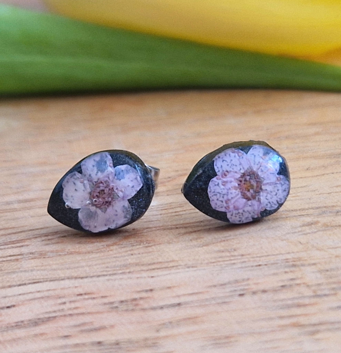 Cercei cu șurub din oțel cu flori de prun [3]