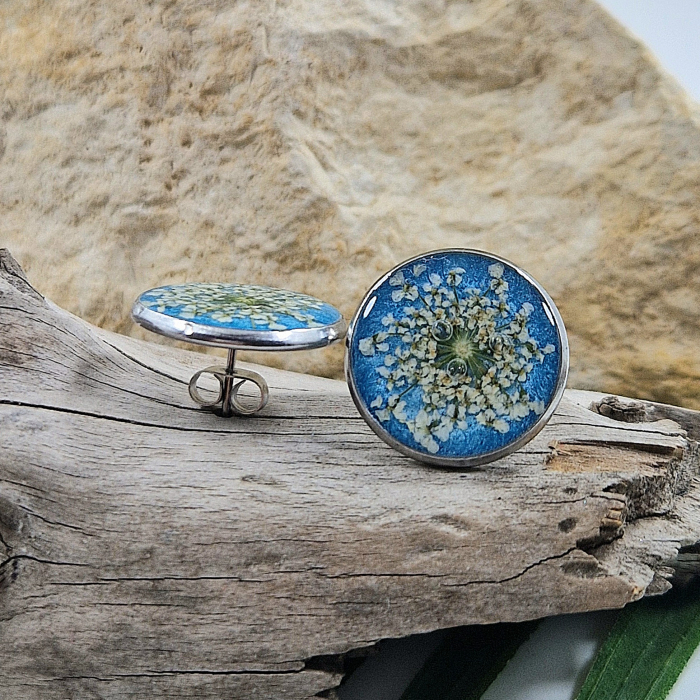 Cercei cu șurub din oțel cu flori de morcov [1]