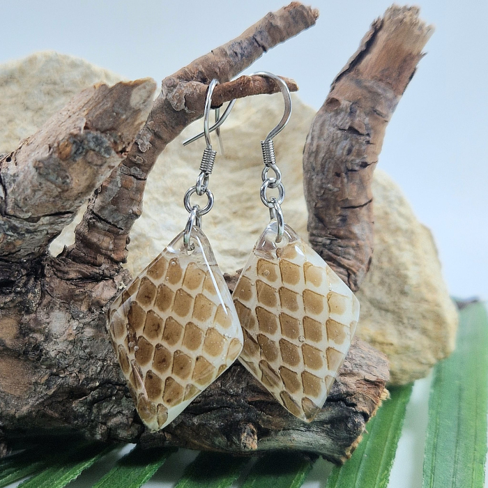 Cercei din oțel cu piele de șarpe [1]