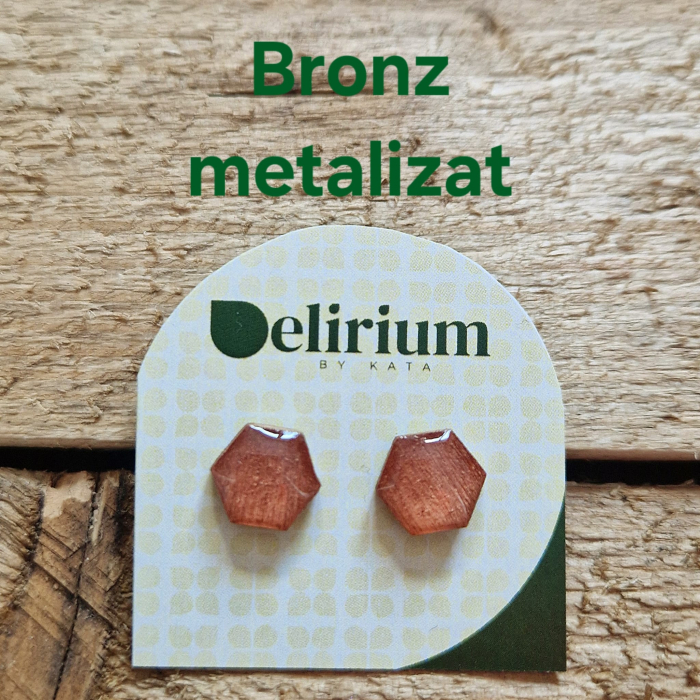 Cercei punct cu șurub din lemn - hexagon, culori metalizate [5]