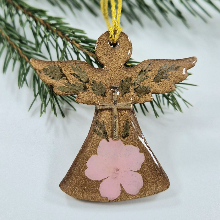 Karácsonyi angyaldísz – Igazi virágokkal, fából [1]