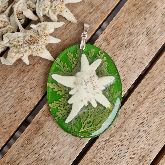 Pandantiv argint cu floarea de colț [2]