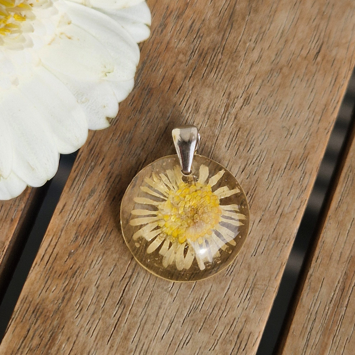 Pandantiv argint cu  floarea de bănuți [2]