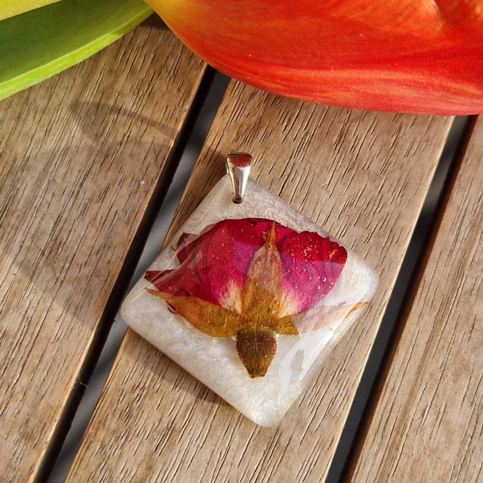 Törperózsa ezüst medál [2]