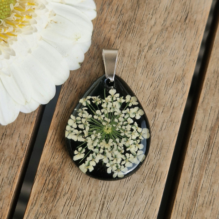 Pandantiv oțel cu flori de morcov [2]