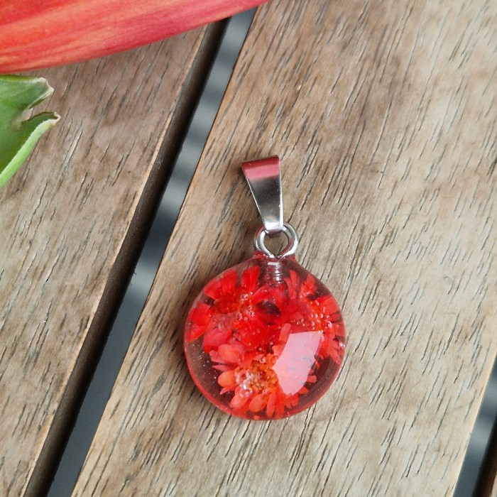 Pandantiv oțel cu flori de pai [2]