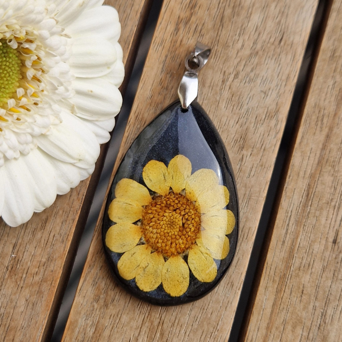 Pandantiv oțel cu flori sălbatice [2]