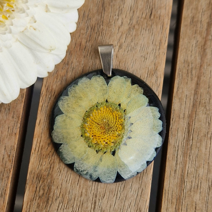 Pandantiv oțel cu flori sălbatice [2]