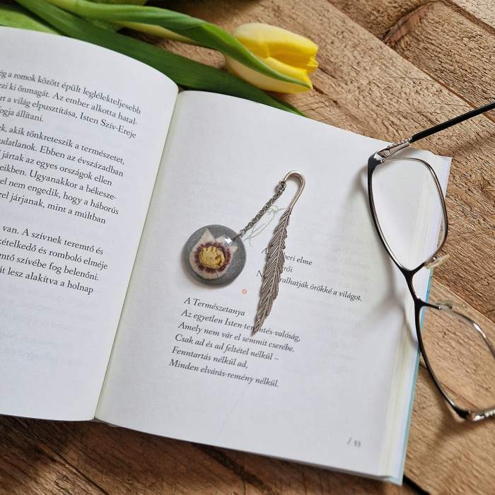 Semn de carte cu flori sălbatice [2]