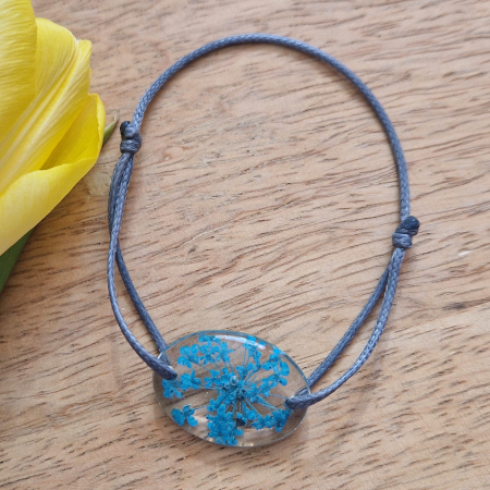 Brățară cu flori de morcov [1]