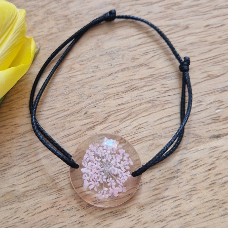 Brățară cu flori de morcov [1]