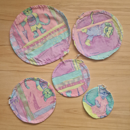 Capac textil pentru vase și farfurii - culori pastel [1]